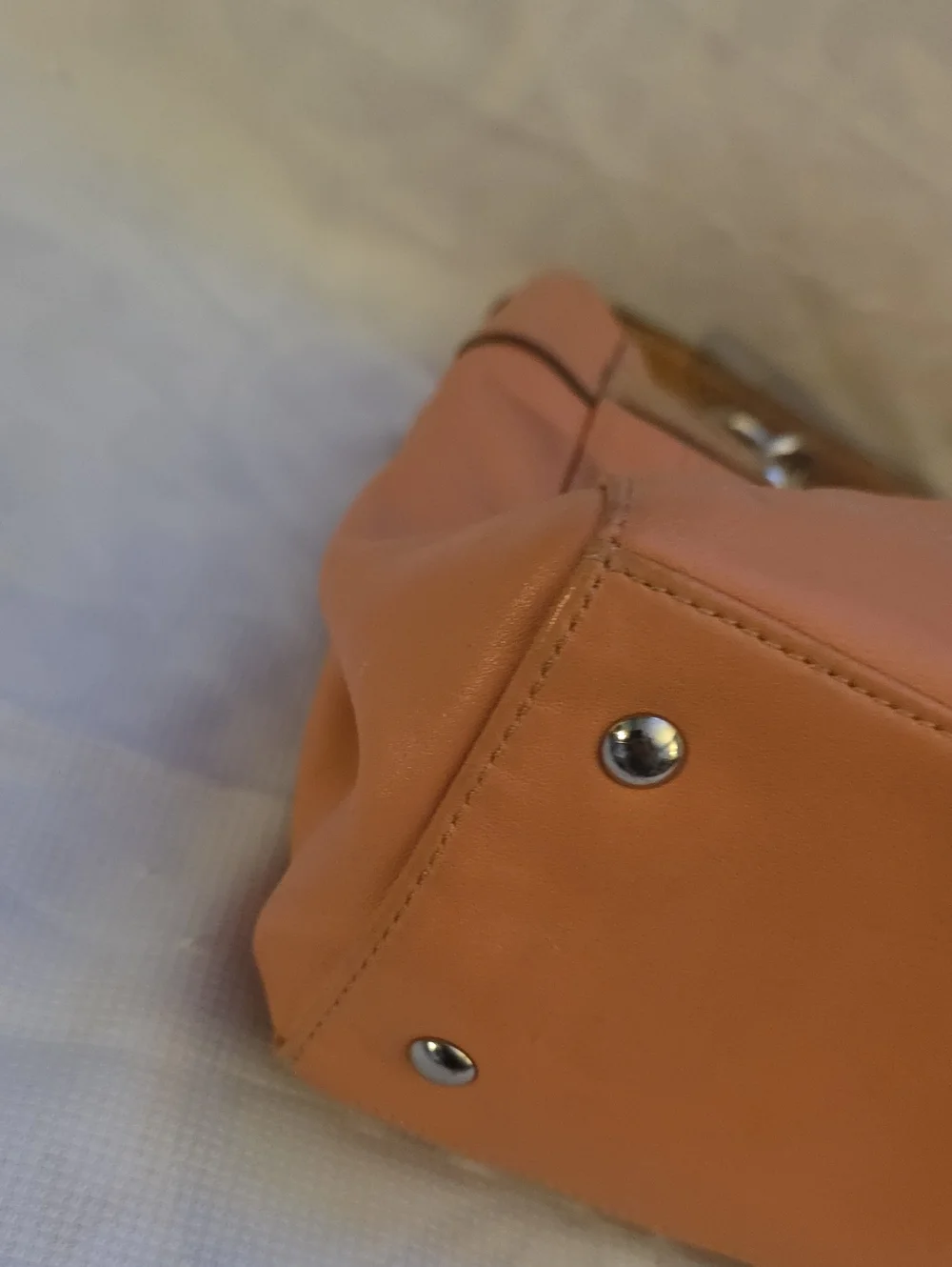 Coach Penelope Turn-Lock tote in a coral peach leather with snakeskin Trim - Picture 12 of 14